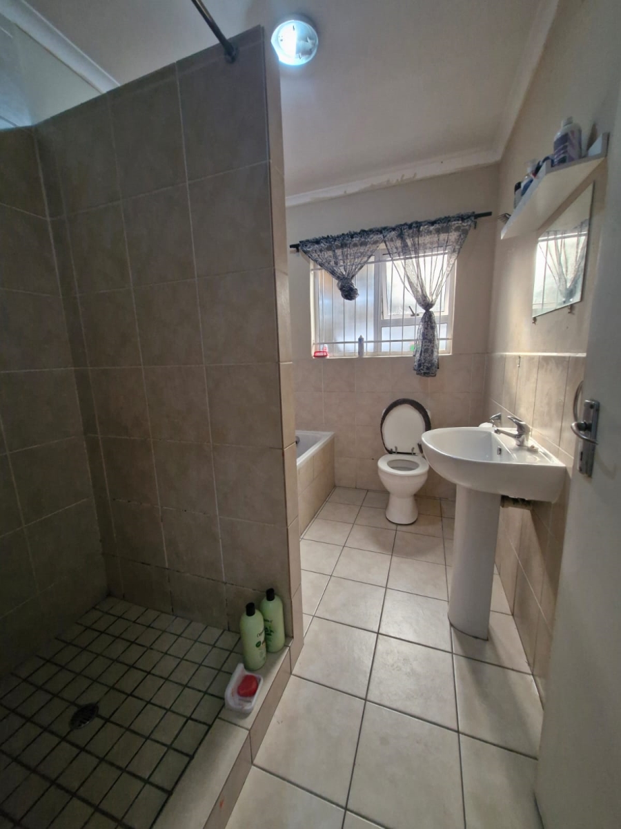 3 Bedroom Property for Sale in Belhar Western Cape